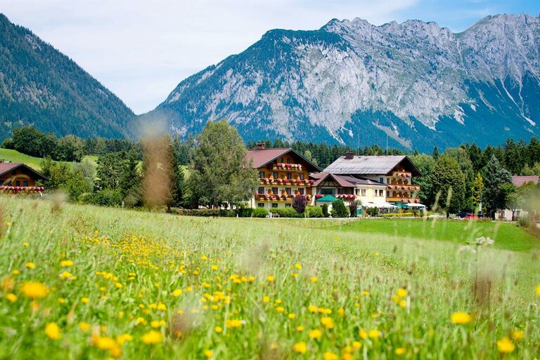 Platzkonzert der Trachtenkapelle Gröbming - Impression #2.2 | © Landhotel - Restaurant Häuserl im Wald