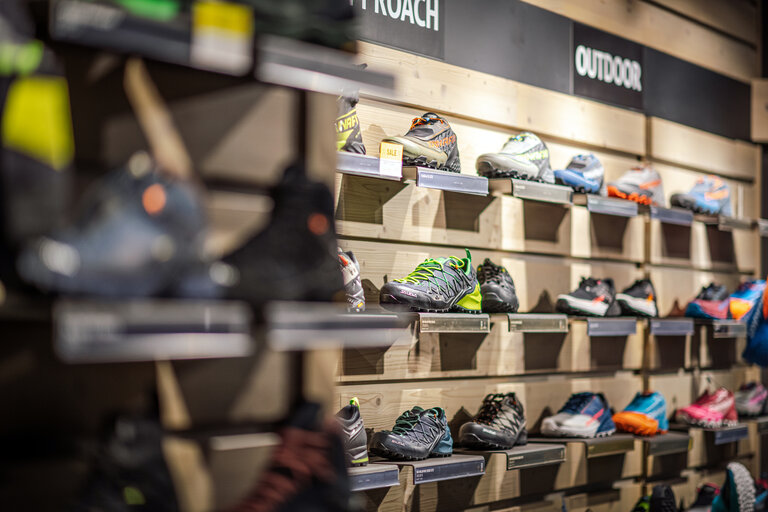 SALEWA Mountain Shop Schladming - Imprese #2.13