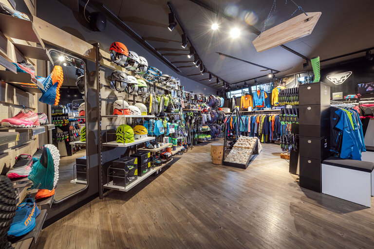 SALEWA Mountain Shop Schladming - Imprese #2.11