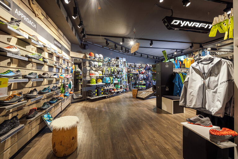 SALEWA Mountain Shop Schladming - Imprese #2.10