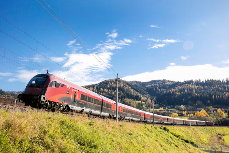 ÖBB Bahnfahrt Herbst | © ÖBB Harald Eisenberger