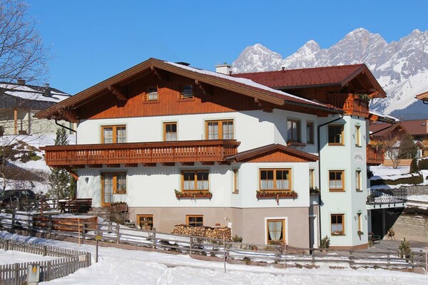 Alpenglühen im Winter