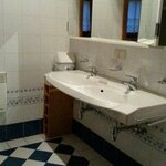 Foto van vak.huis/4 of meer slaapkamers/douche,wc