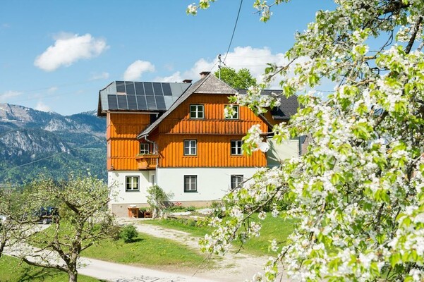 Bauernhaus im Sommer