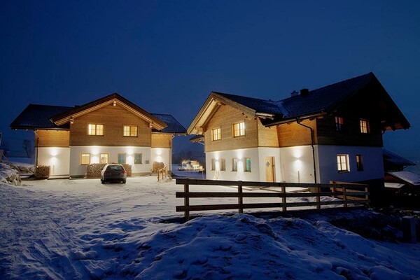 TAUERN LODGES direkt an der Piste