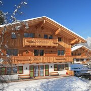 Appartementhaus Hochwurzen im Winter