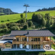 Das Chalet in Hanglage