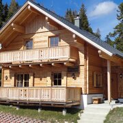 Holzknechthütte im Sommer